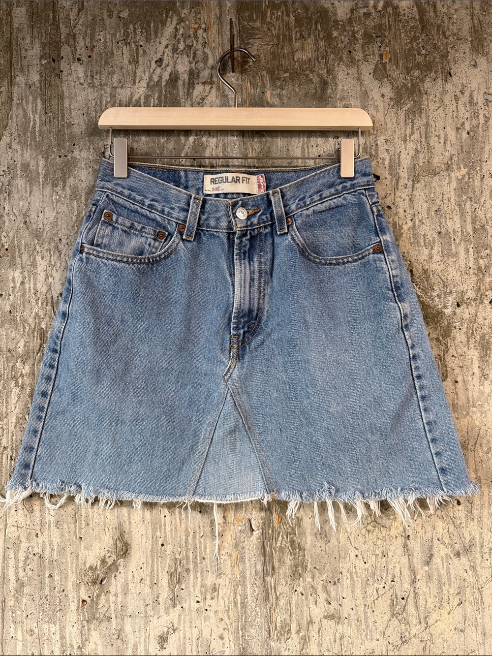 LEVI'S Women's 505 Regular Fit Deconstructed Denim Skirt Size 29X32 In Blue